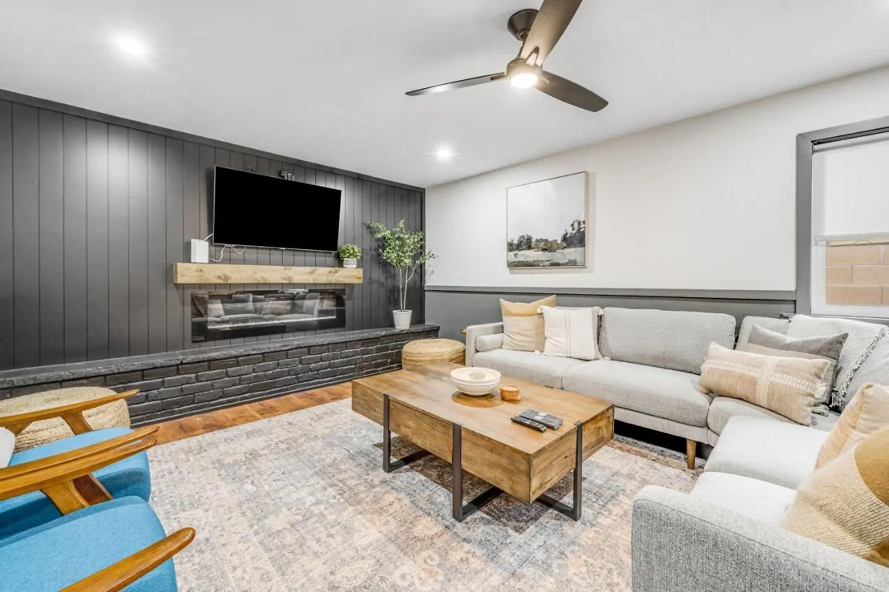Vila Scottsdale Modern